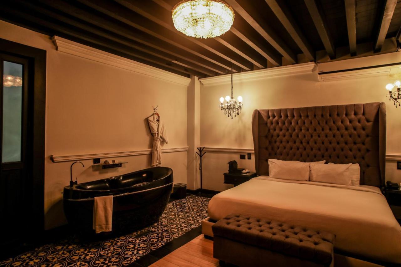 Quinta Esencia Hotel ปวยบลา ภายนอก รูปภาพ